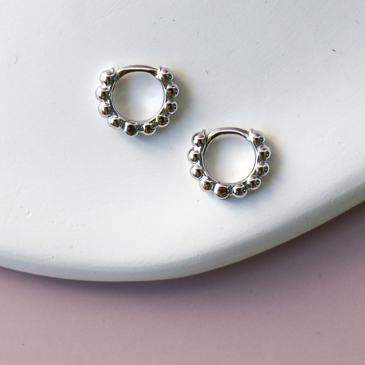 Boucles D'oreilles Modernistes Lucite Inclusion Argent Années 1970 - Bijou Créateur Vintage