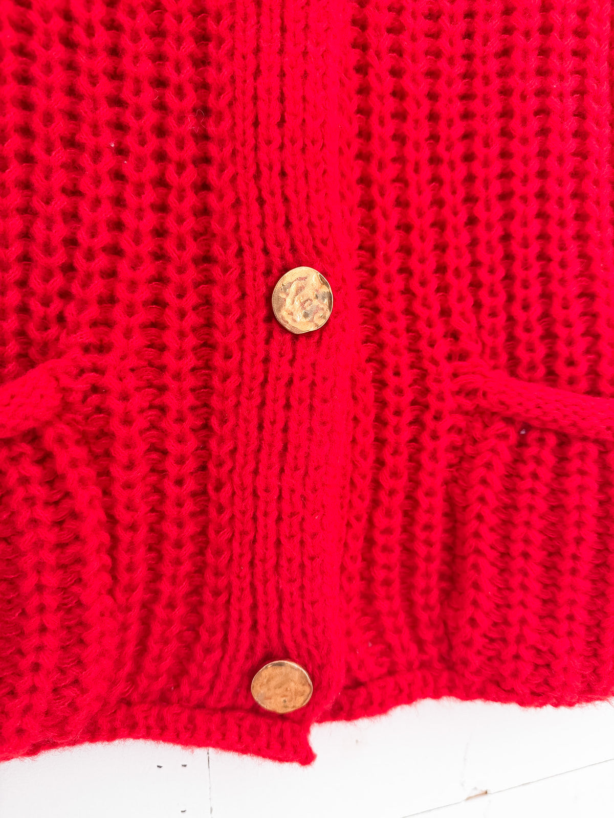 Tricot sans manches rouge à grosses mailles – seconde main – vue 2