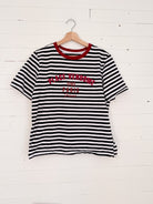 T-shirt ligné noir et blanc avec broderie Sinsay – seconde main
